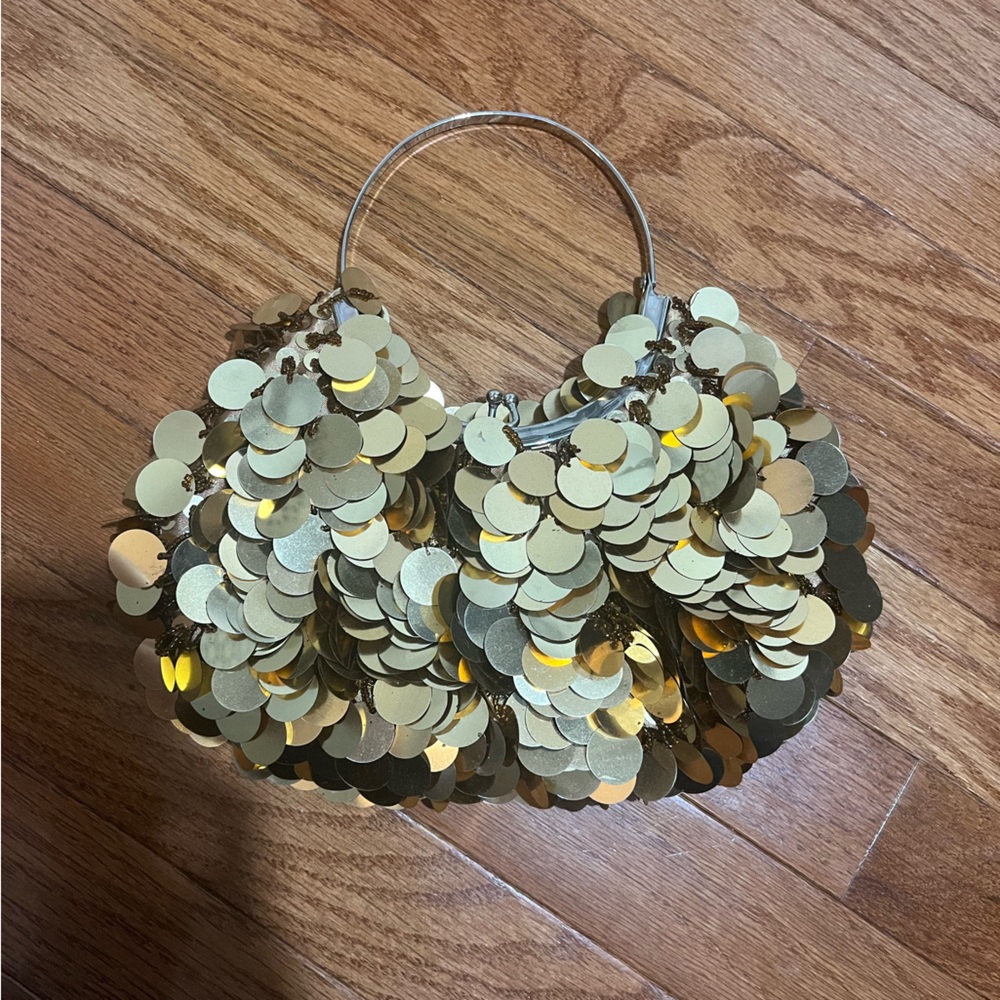 SOLD BCBG Maxazria Gold Paillette 00’s Sequin Purse VINTAGE